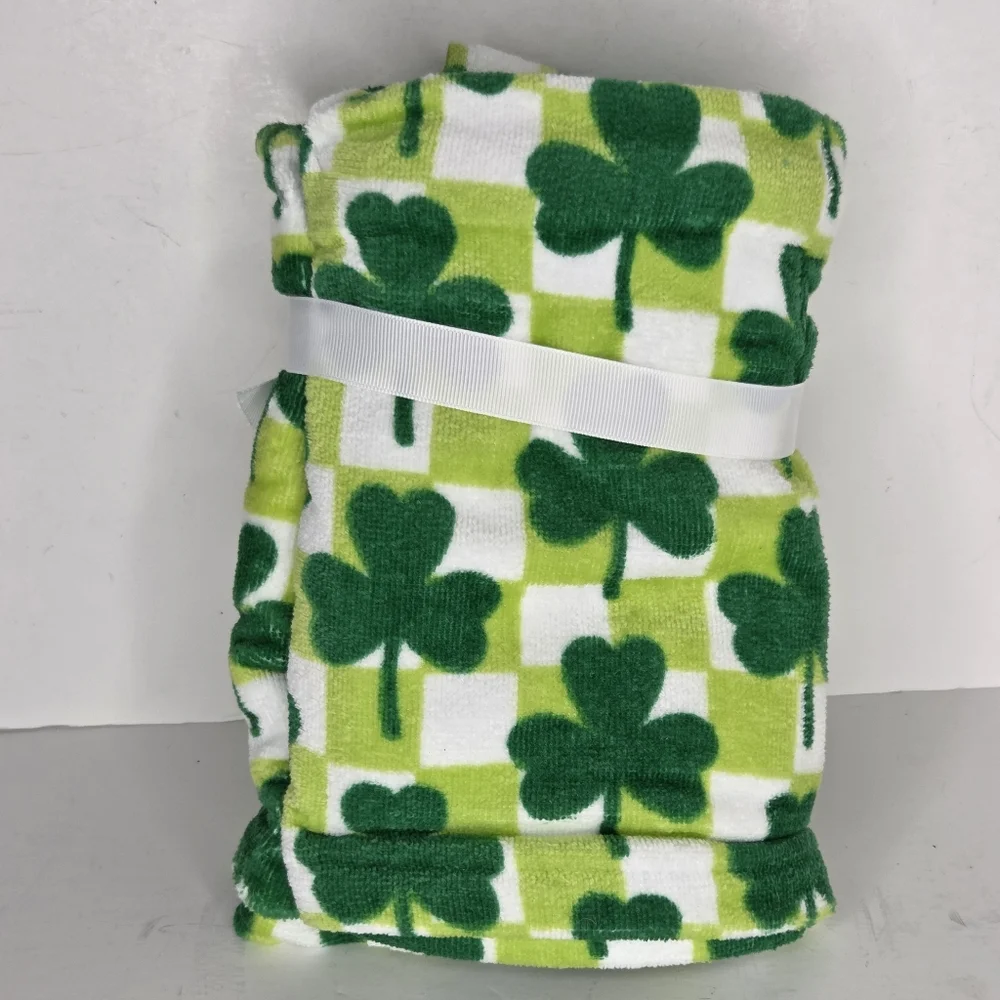 Deborah Connolly Designs Green Shamrock‎ Checkered Kitchen Hand Towels